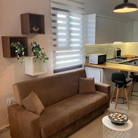 Apartamento Ceasar Stúdió Didius Trikomo